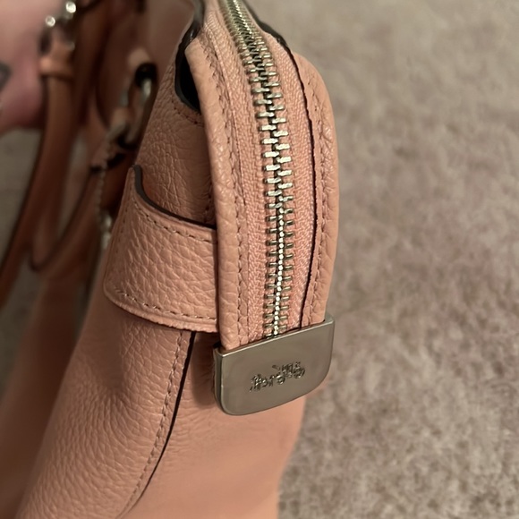 👜 Coach Emma Satchel 👜 - Picture 4 of 16